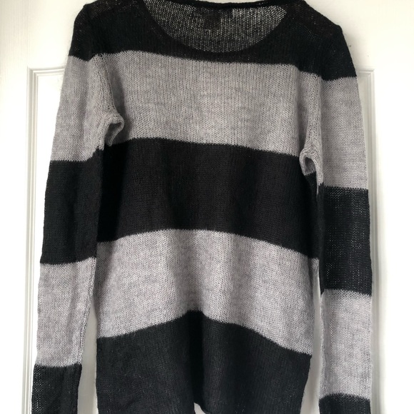 Michael Kors sweater - Picture 3 of 4